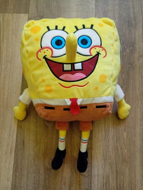 Plyšák spongebob,