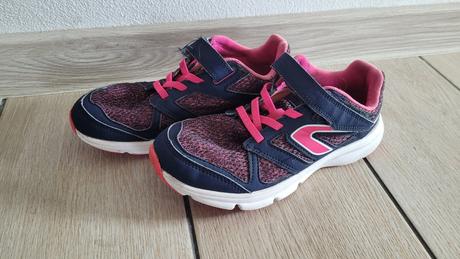 Ľahké penové tenisky na telesnú, 33