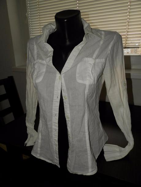 Biela tenká košeľa s, s