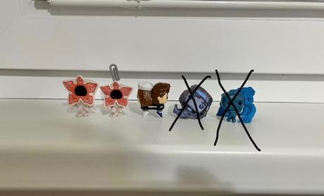 Stranger things kinder joy, 