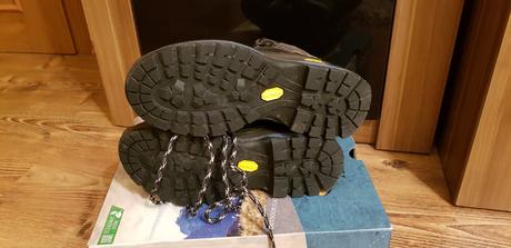 Turistické topánky grisport, 38