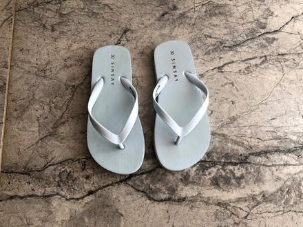 Šľapky- žabky, sinsay,30