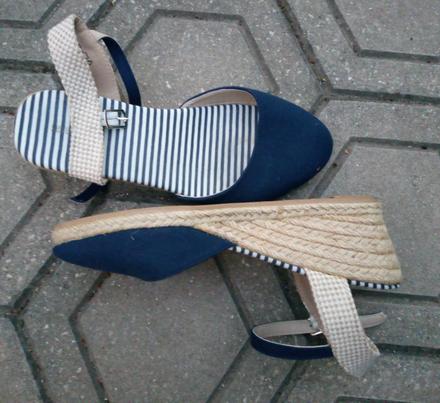 Látkové sandále, 38