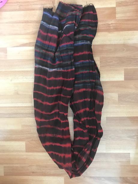 Barikovaný šál, <50