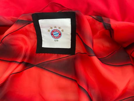 Zimna bunda bayern mnichov, 128