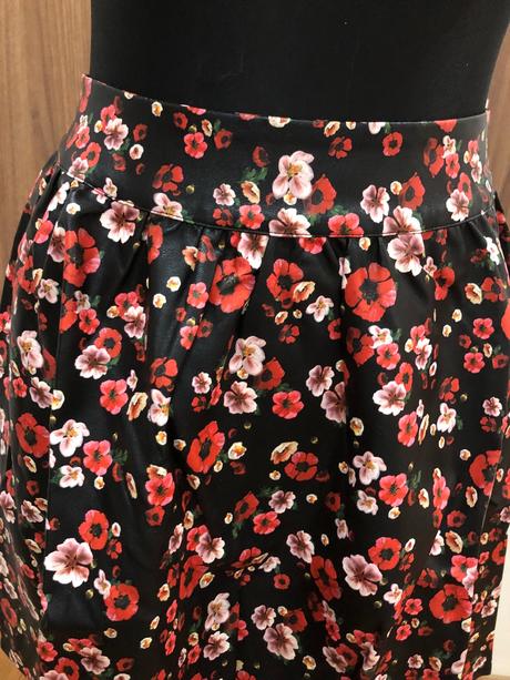 Koženková sukňa, s