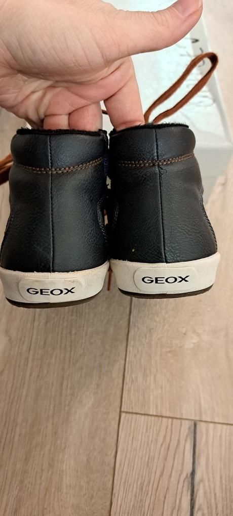 Chlapčenské zateplené topánočky, geox,29