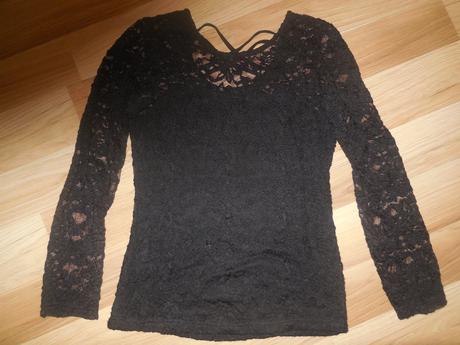 Čierny čipkovaný top, s