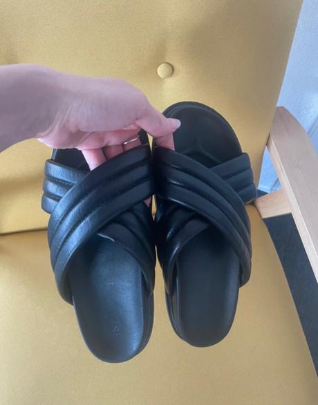 Krásne šlapky, reserved,37