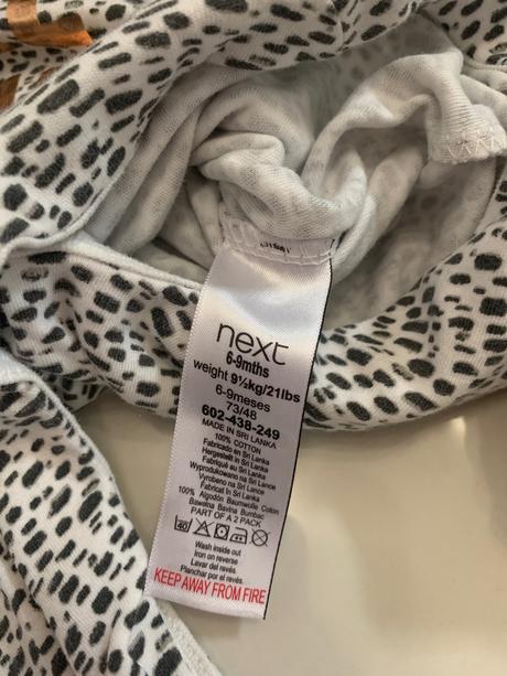 Pyžamká č. 74, next,74