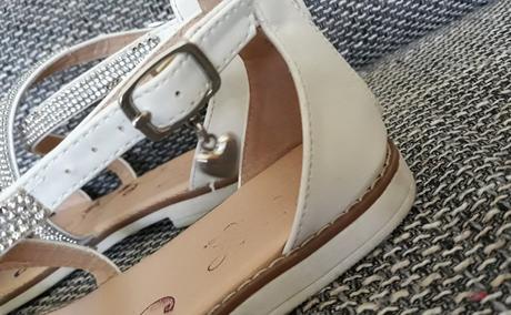 Krásne sandálky veľ. 35, 35