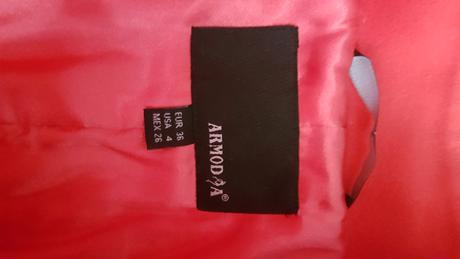 Koralový kabát, 36