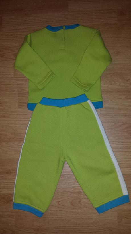 Trojdielna teplakova suprava, 92