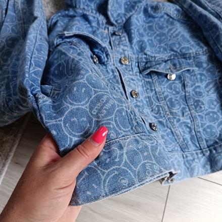 Moderná rifľová bunda smiley, 36