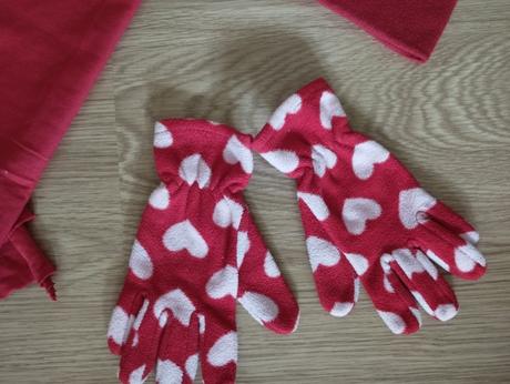 Set čiapka, šál a rukavice veľ.128 super stav, h&m,128