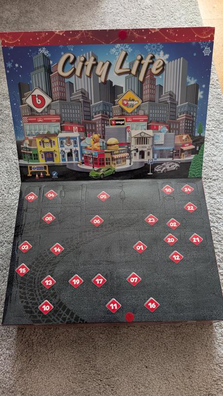 Bburago city adventny kalendar, 