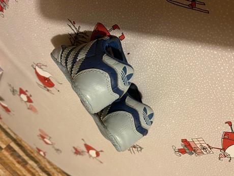 Adidas, adidas,17