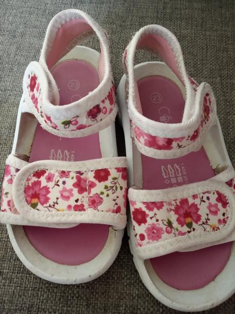 Sandalky, deichmann,23