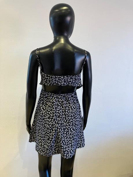 Dámske kvetované šaty shein čiernobiele (s), s