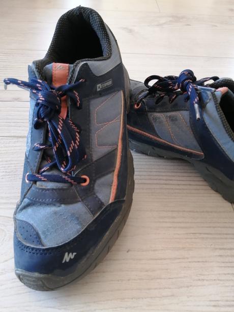 Členková turistická obuv, 37