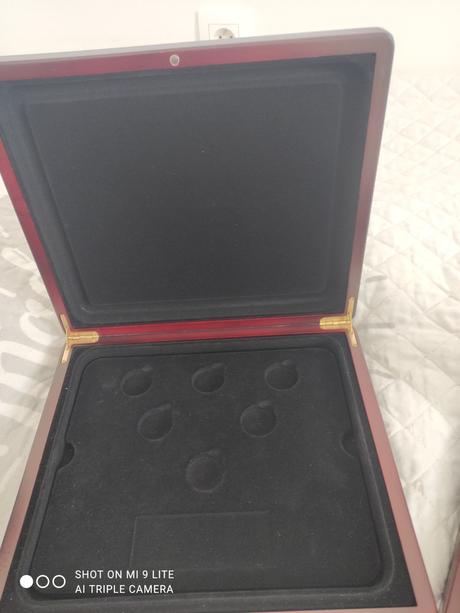 Zberatelske boxy na mince,