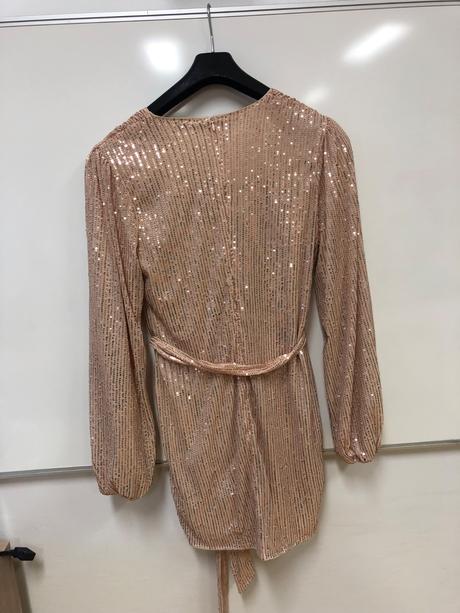 Krásne sexy trblietavé šaty, xl