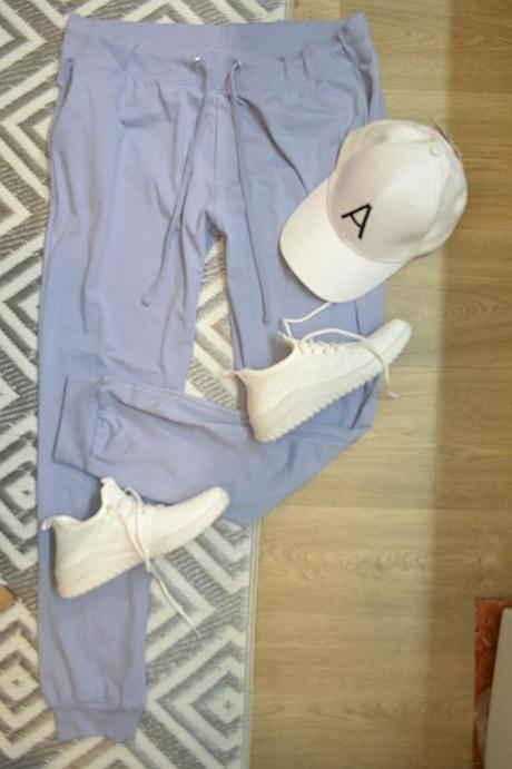 Bavlnené letnejšie tepláky s patentom m/xl, m