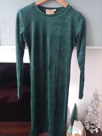 Šaty zamatové tmavozelené, s