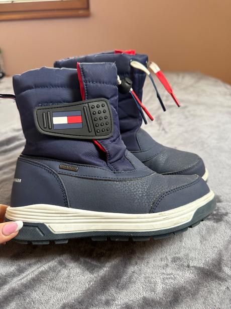 Snehule tommy hilfiger, tommy hilfiger,33