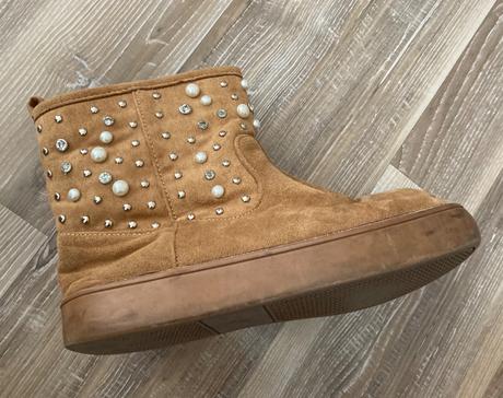 Dámske snehule/čižmičky s perlami, 38