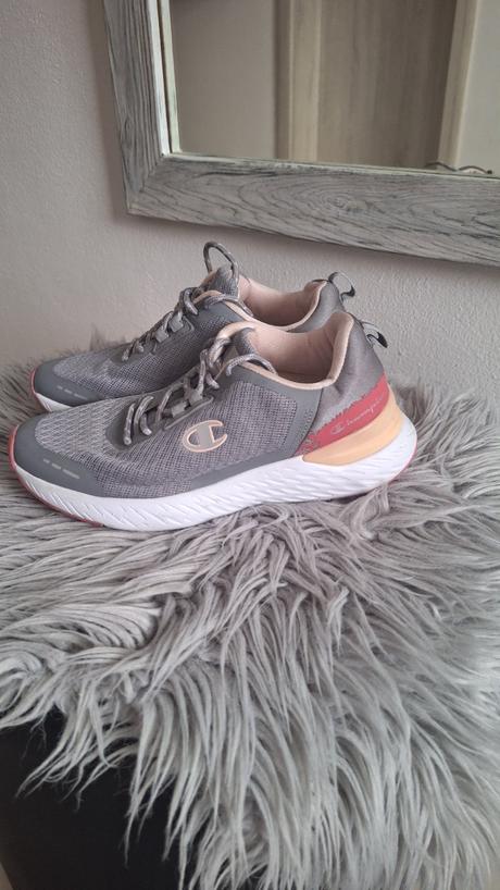 Tenisky top stav, champion,36