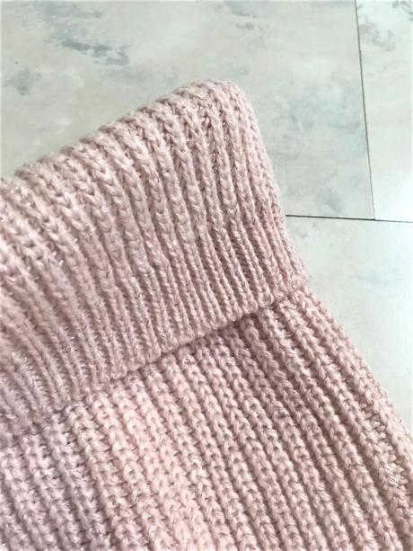 Teplý kvalitný nákrčník,