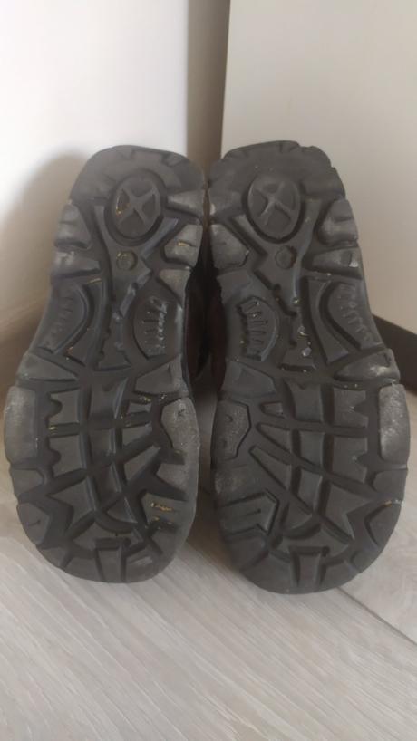 Outdoorová obuv, 30