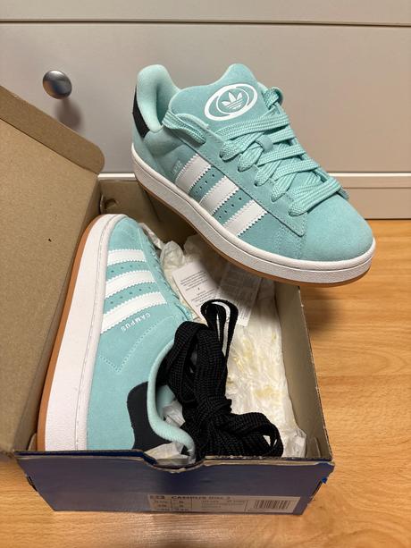 Adidas capmus 00s j, adidas,38