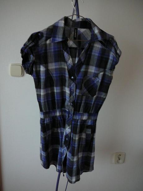 Károvaná košielka, 34