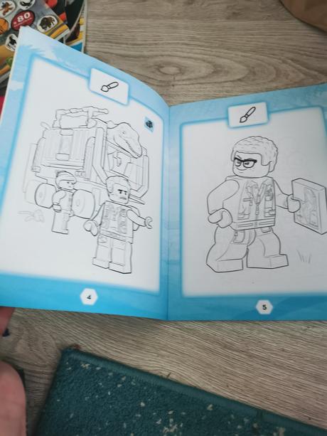 Lego zošit jurský park,