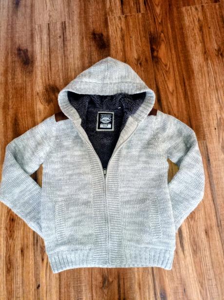 Elegantný  zateplený svetrík c&a, c&a,146