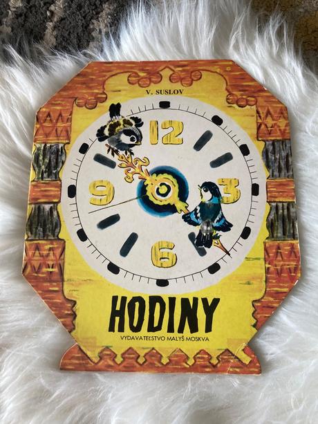 Hodiny v.suslov (1982),