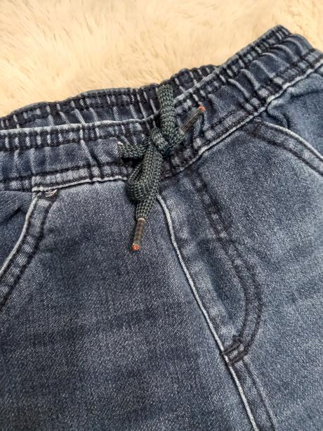 Riflové nohavice, lupilu,110