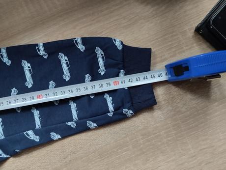 Teplaky s autíčkami, 86