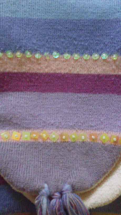 Šálik s flitríkami, kenvelo