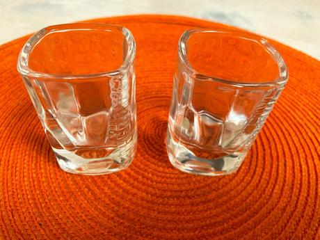 Nerozbitné duritové štamperlíky 6 ks,