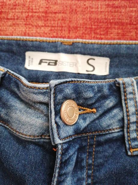 Dievčenské rifle s, s