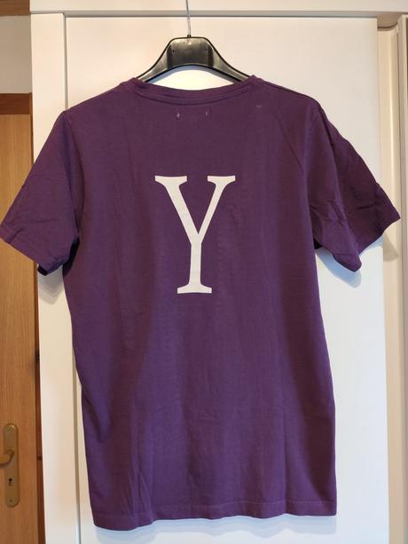 Fialové tričko s potlačou, 40