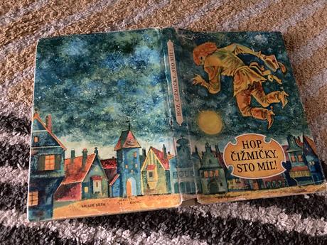 Hop, čižmičky, sto míľ (1977), 