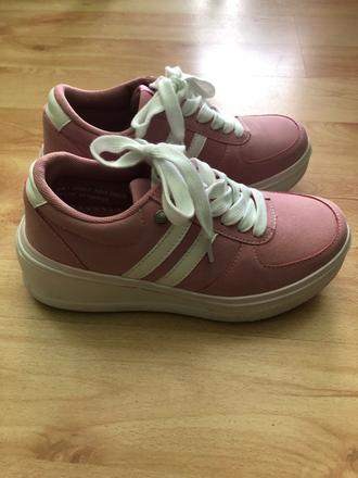 Tenisky na platforme, 36