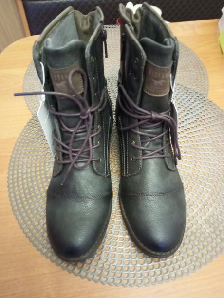 Mustang 41 prechodné čižmy, mustang,40 / 41