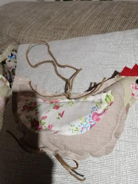 Dekorácia sliepocky k veľkej noci, 