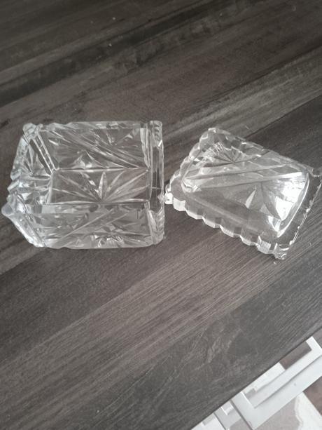 Krištáľova krabička,