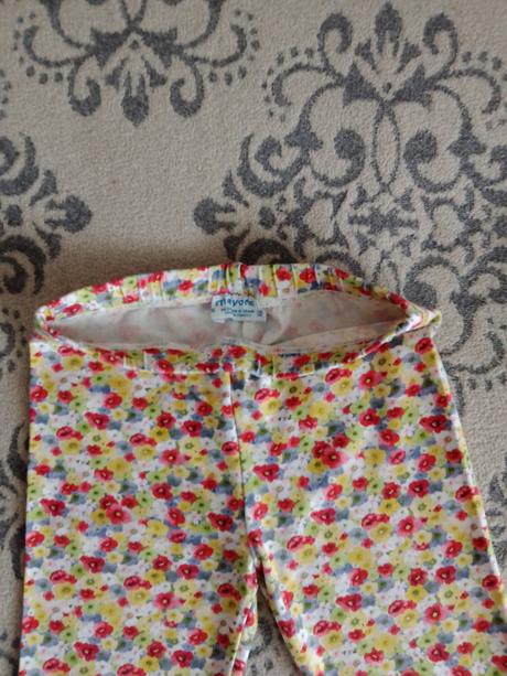 Dievčenské kraťasy zn.mayoral veľ.110, mayoral,110